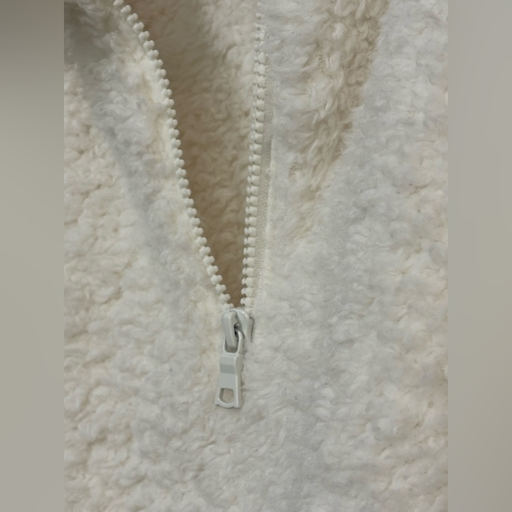 ❄️ GAP Brand | Winter White, 1/4 Zip Pullover Jacket, Medium, Soft, EUC - Picture 6 of 16